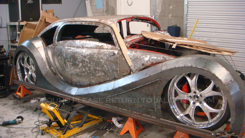 Illustration for article titled EXCLUSIVE: Will.I.Am's $900,000 One-Of-A-Kind Car Is Actually A 1958 VW Beetle And Took Forever To Build Because Will.I.Am Is Insane
